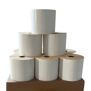 Stickers 100x80 Thermo Eco Permanent (12.000 per doos) Thermische eco-stickers 100 x 80 mm Thermische stickers 100 x 80 mm Eco etiketten 100 x 80 mm Verzendlabels 100 x 80 mm Thermische verzendetiketten BPA-vrije etiketten Bisfenol A-vrije labels Oplosmiddelvrije stickers Milieuvriendelijke etiketten Zelfklevende thermische labels Labels voor thermische printer Logistieke etiketten